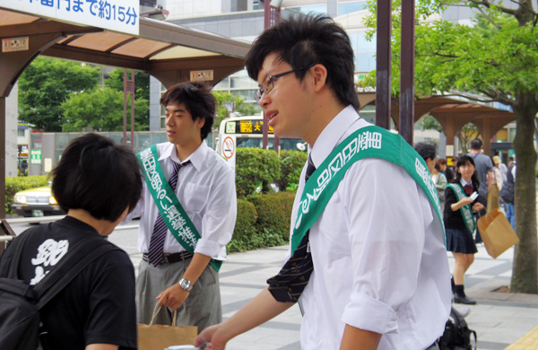 ボランティア同好会が明るい選挙推進協会の活動に参加しました！