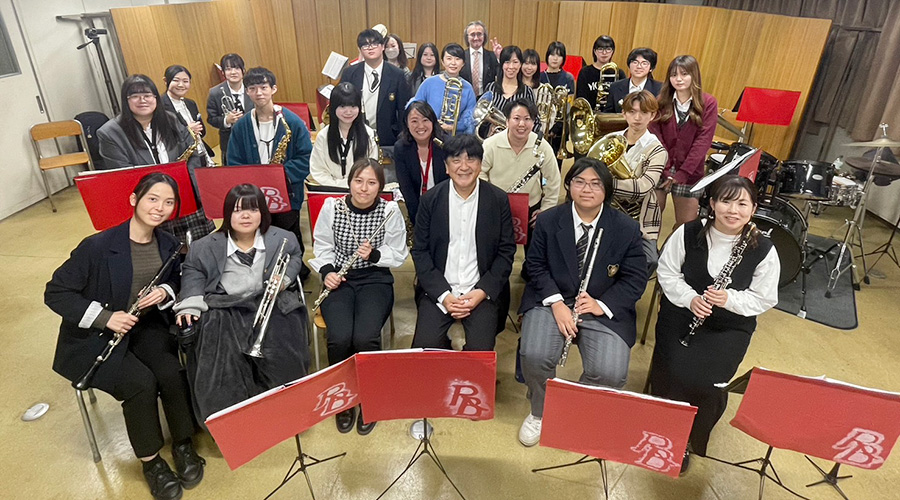 吹奏楽部が佐渡裕先生にご指導いただきました！